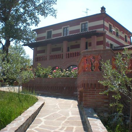 Le Rasse Guest House Citerna Bagian luar foto