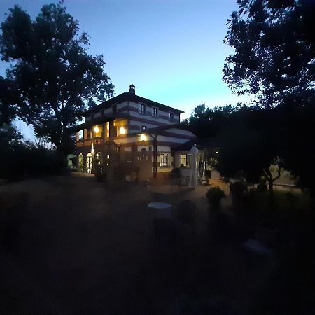 Le Rasse Guest House Citerna Bagian luar foto